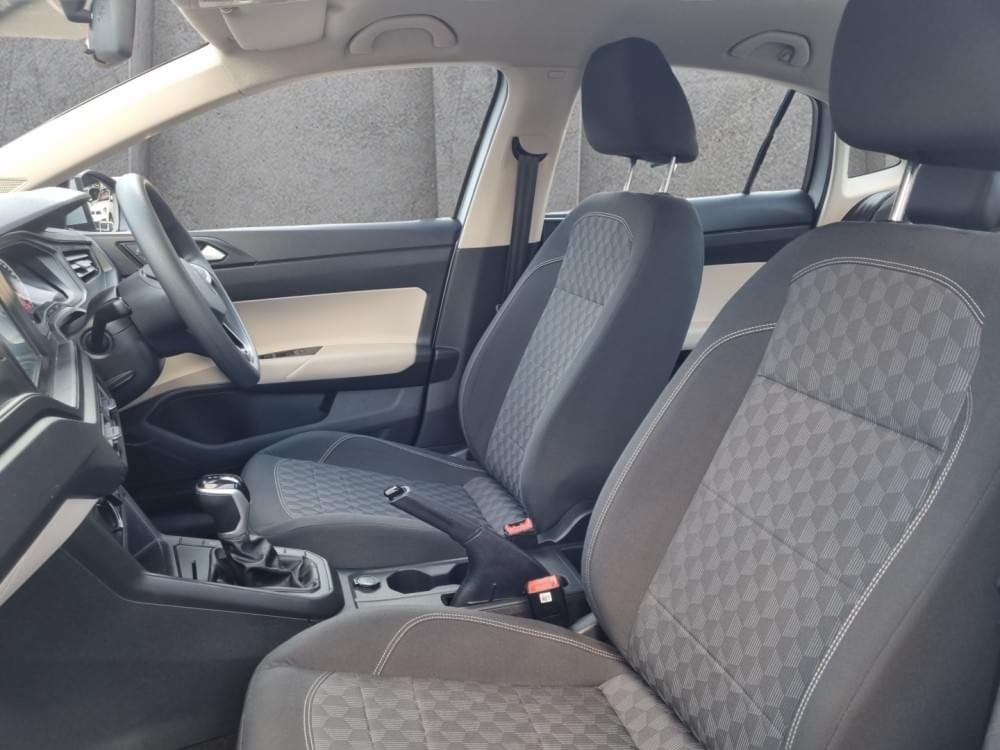 Volkswagen Polo Sedan 1.6 Base