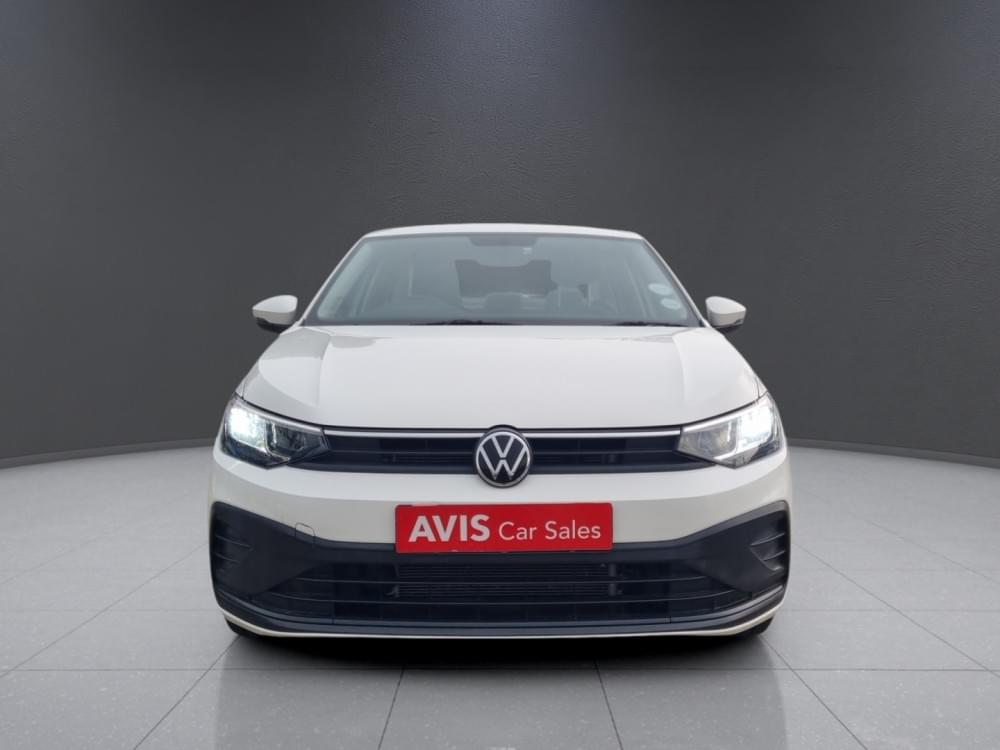 Volkswagen Polo Sedan 1.6 Base