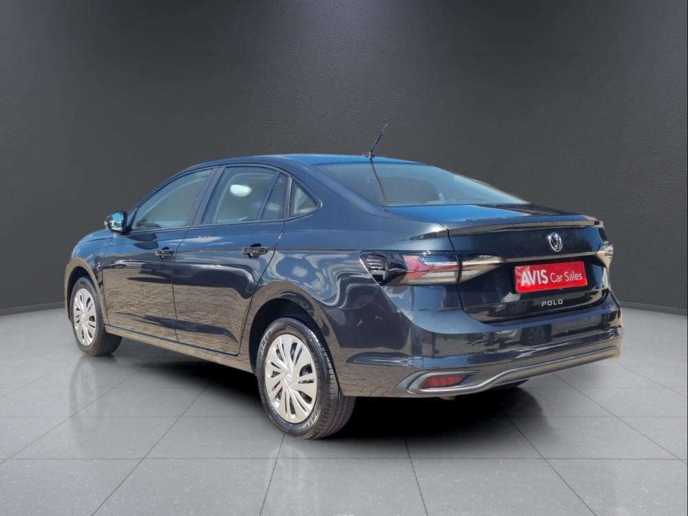 Volkswagen Polo Sedan 1.6 Base