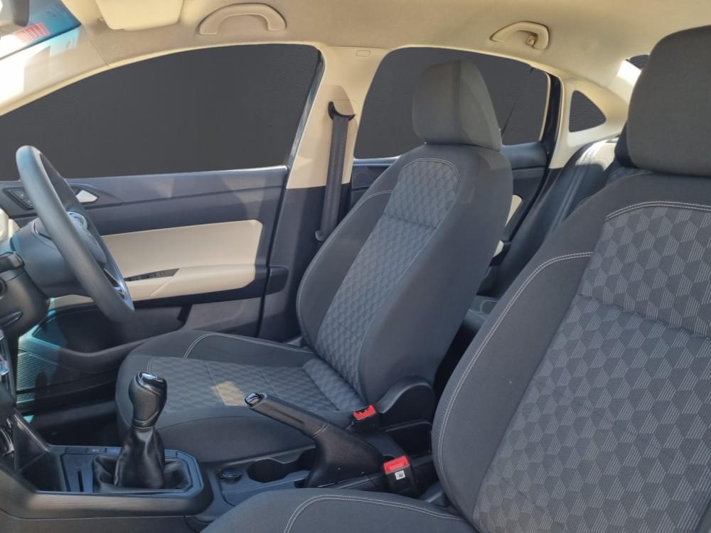 Volkswagen Polo Sedan 1.6 Base