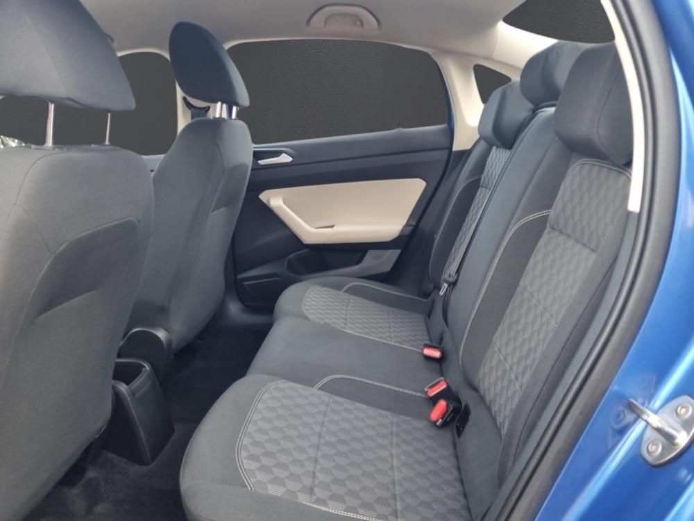 Volkswagen Polo Sedan 1.6 Base