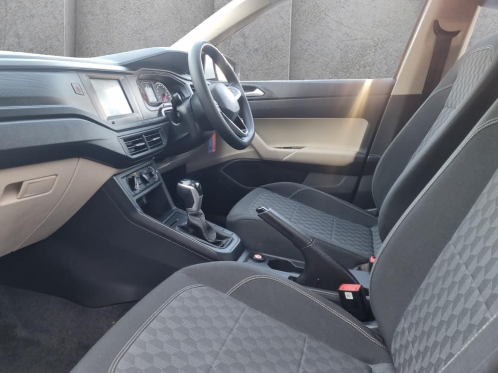 Volkswagen Polo Sedan 1.6 Tiptronic