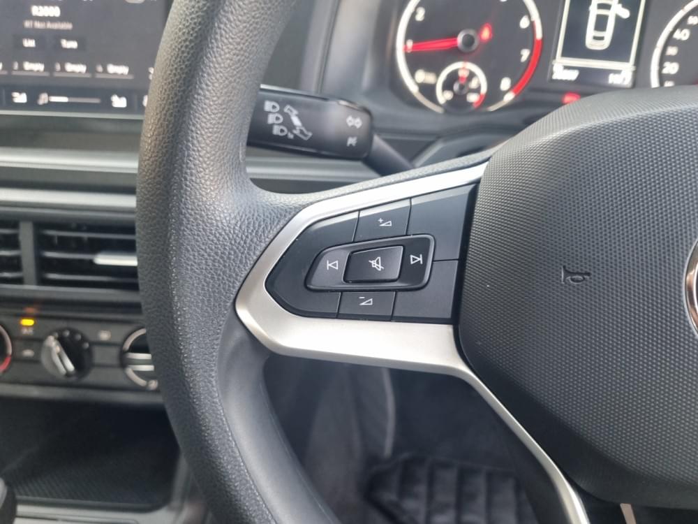 Volkswagen Polo Sedan 1.6 Tiptronic