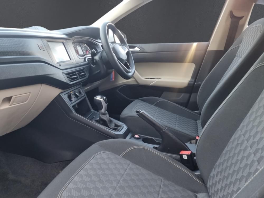 Volkswagen Polo Sedan 1.6 Tiptronic