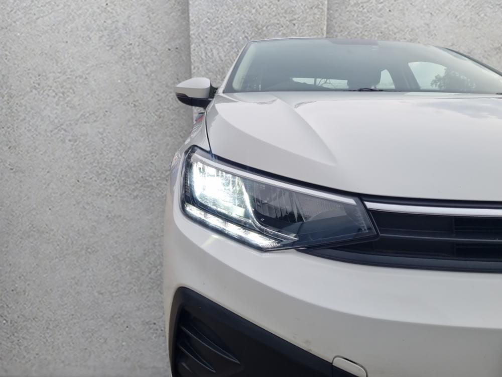 Volkswagen Polo Sedan 1.6 Base