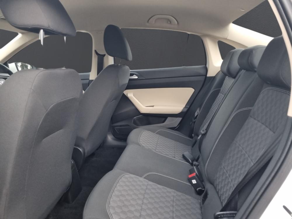 Volkswagen Polo Sedan 1.6 Base