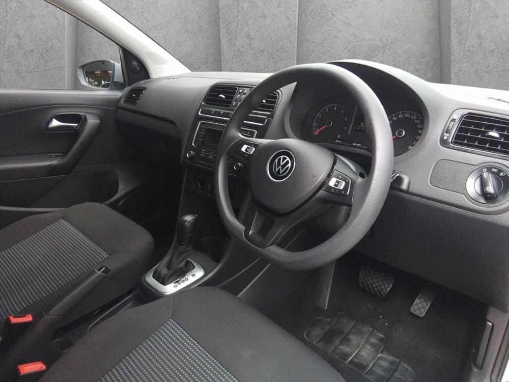 Volkswagen Polo Vivo Hatch 1.6 Comfortline Tiptronic