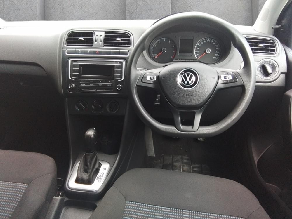 Volkswagen Polo Vivo Hatch 1.6 Comfortline Tiptronic