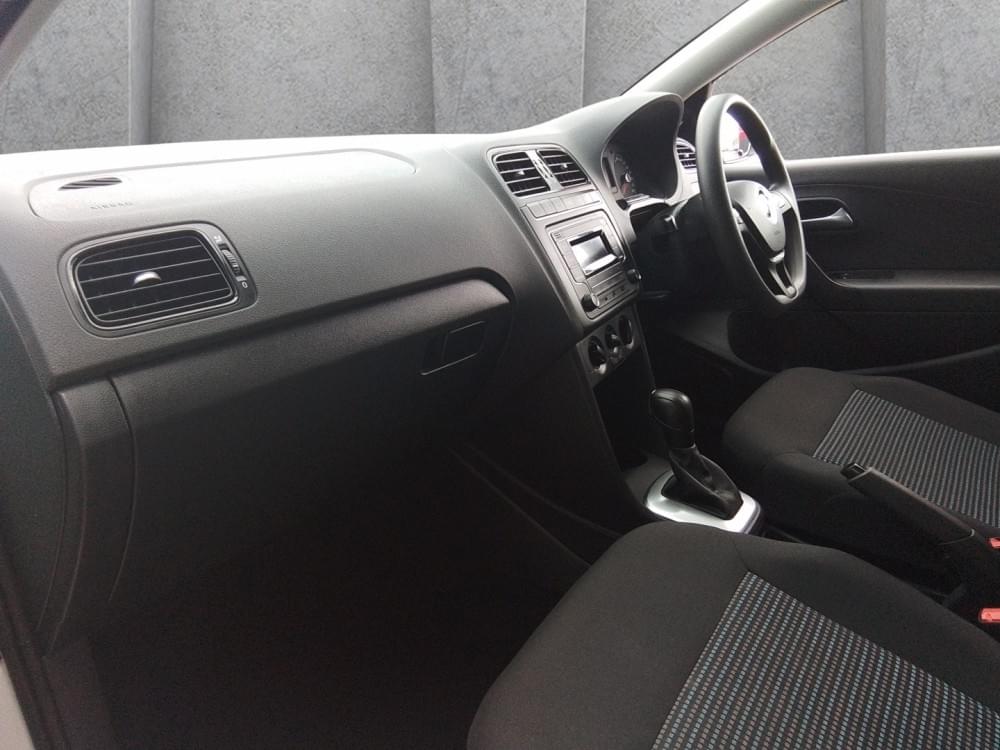 Volkswagen Polo Vivo Hatch 1.6 Comfortline Tiptronic