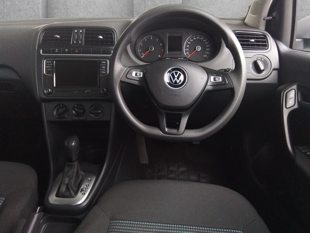 Volkswagen Polo Vivo Hatch 1.6 Comfortline Tiptronic
