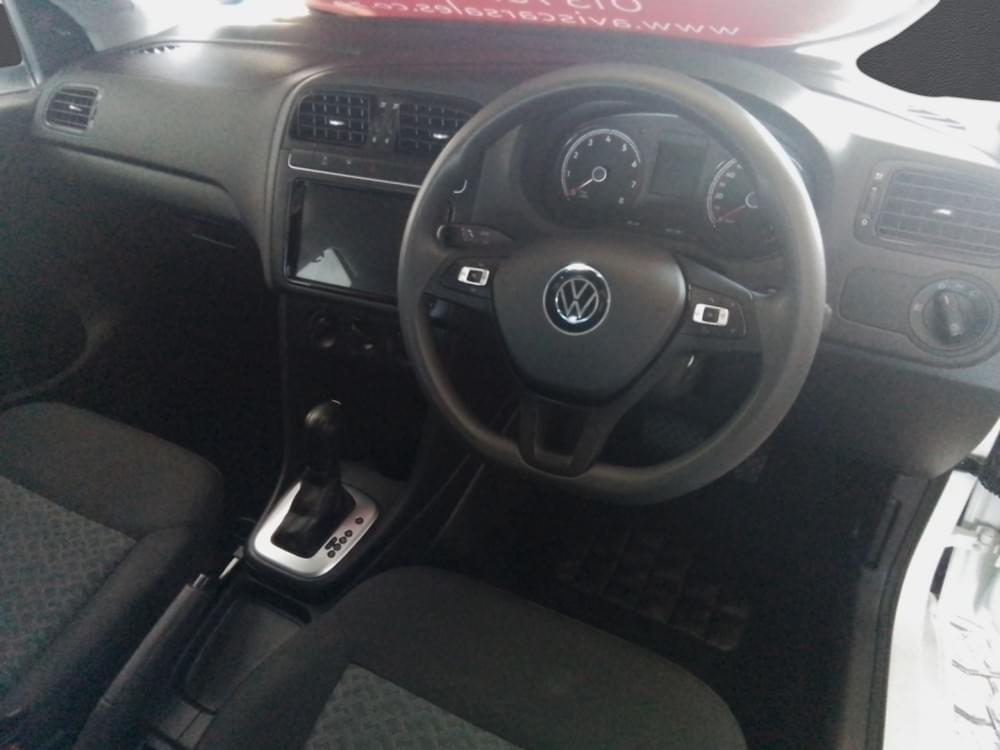 Volkswagen Polo Vivo Hatch 1.6 Life Tipt