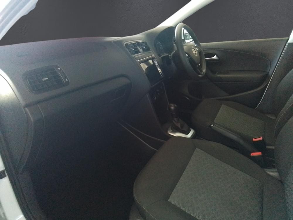 Volkswagen Polo Vivo Hatch 1.6 Life Tipt