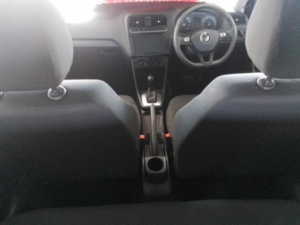 Volkswagen Polo Vivo Hatch 1.6 Life Tipt