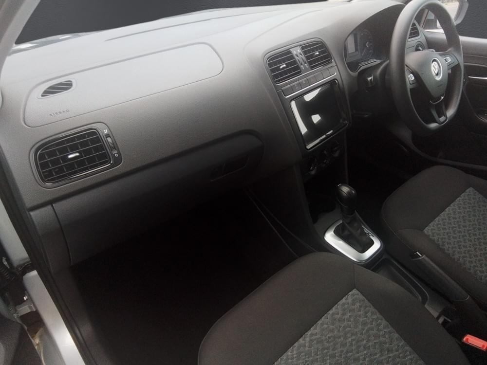 Volkswagen Polo Vivo Hatch 1.6 Life Tipt