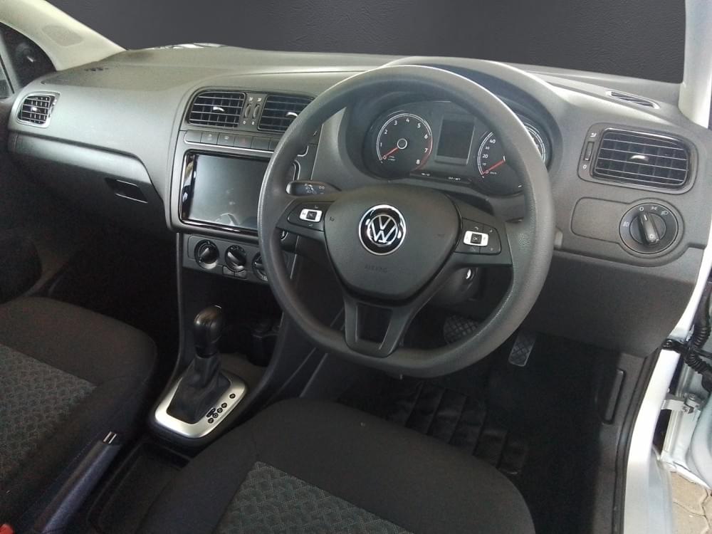 Volkswagen Polo Vivo Hatch 1.6 Life Tipt