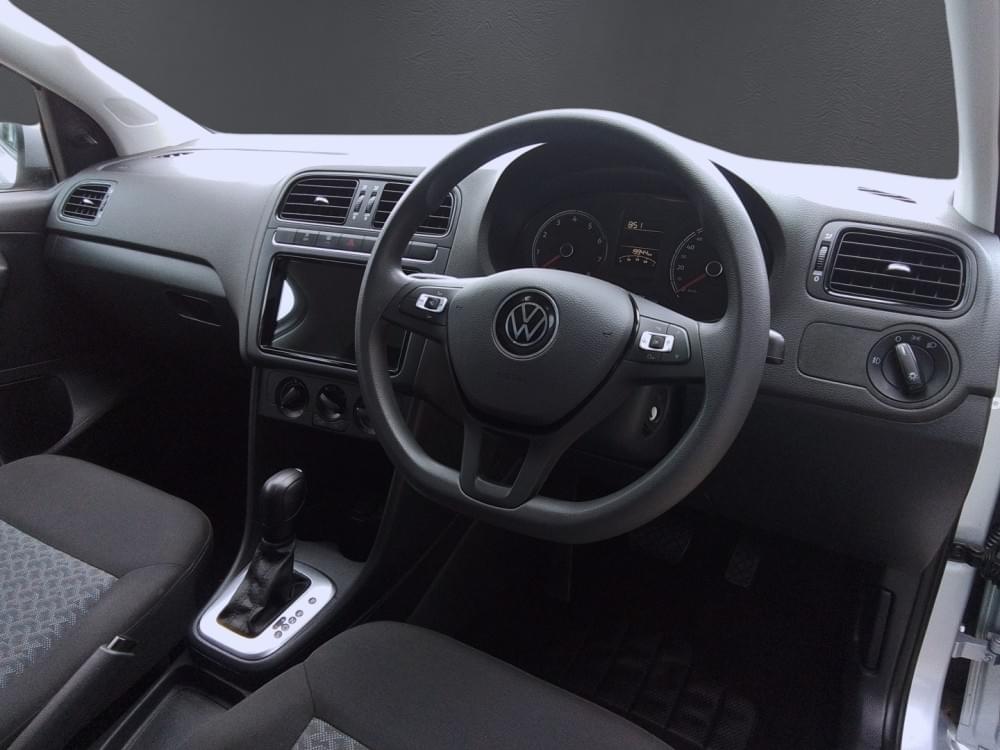 Volkswagen N/A 1.6 Life Tipt