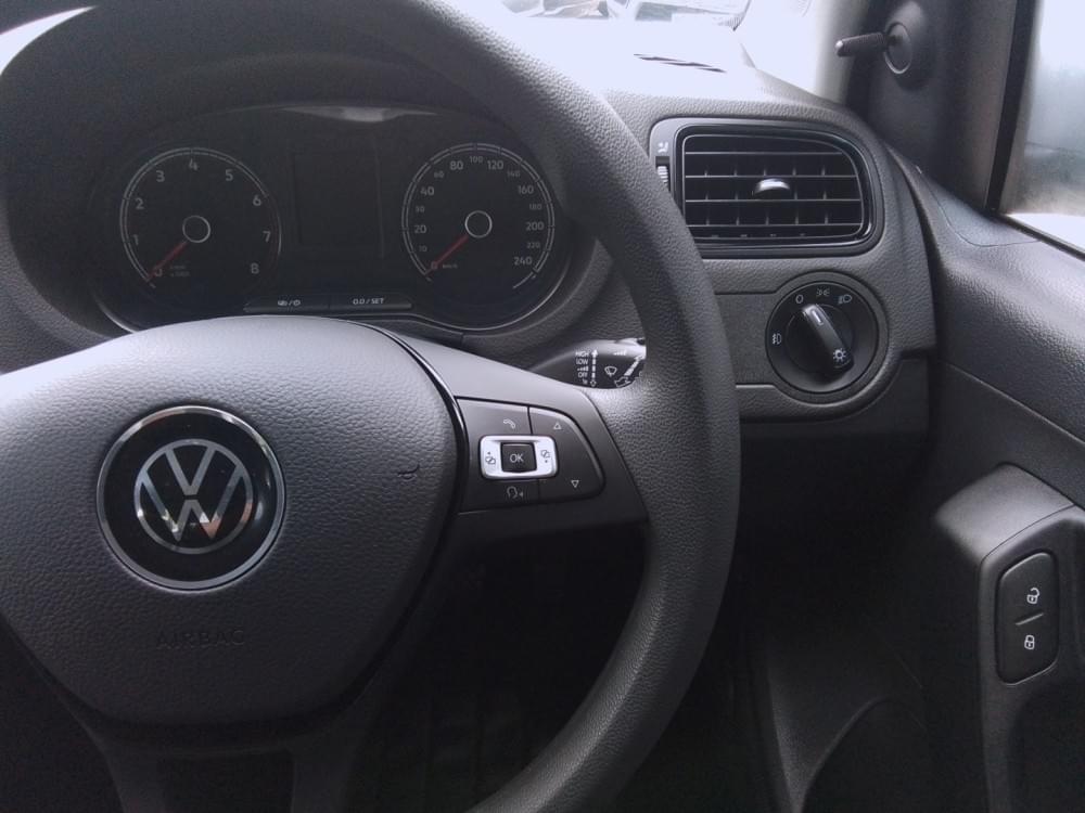 Volkswagen N/A 1.6 Life Tipt