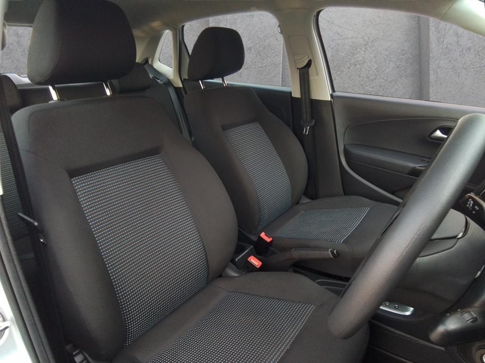 Volkswagen Polo Vivo Hatch 1.6 Comfortline Tiptronic