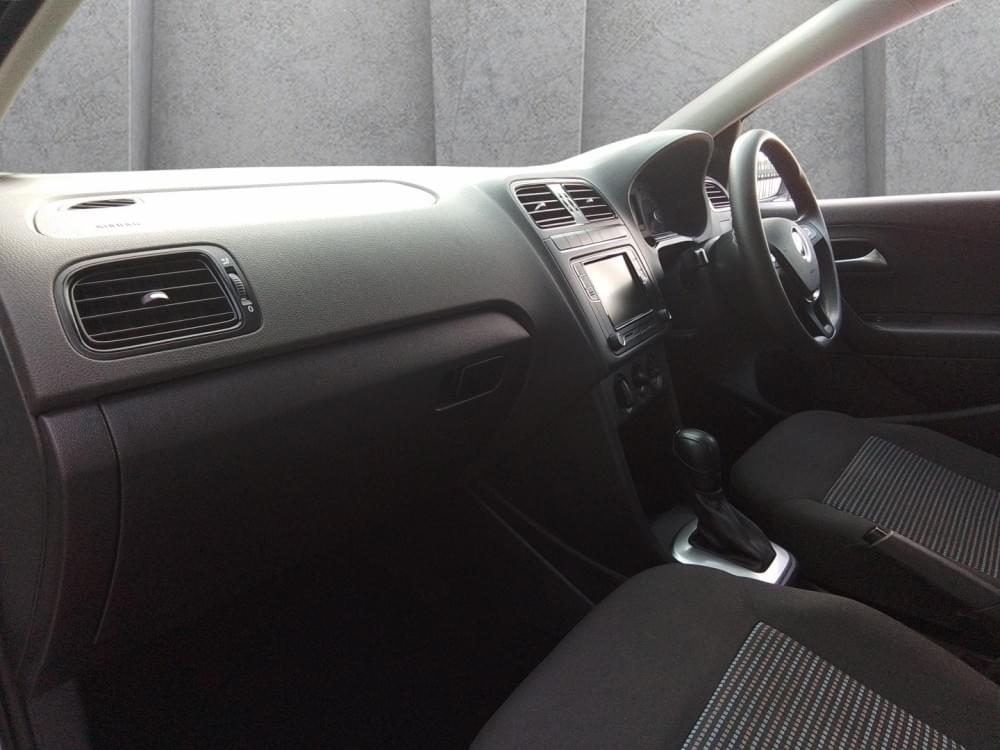 Volkswagen Polo Vivo Hatch 1.6 Comfortline Tiptronic