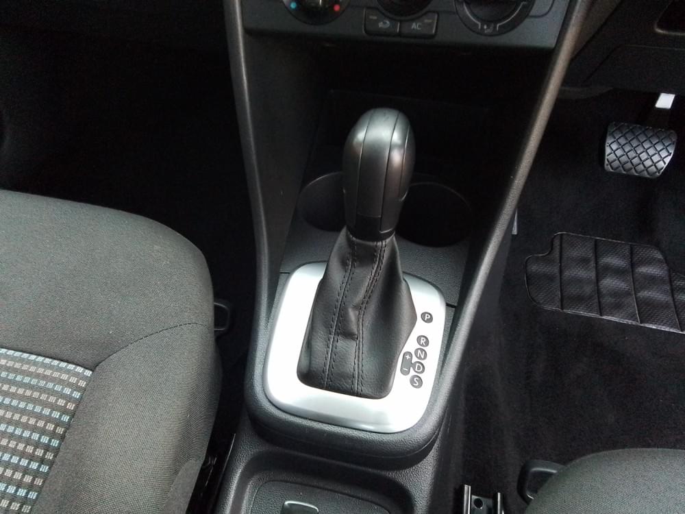 Volkswagen Polo Vivo Hatch 1.6 Comfortline Tiptronic
