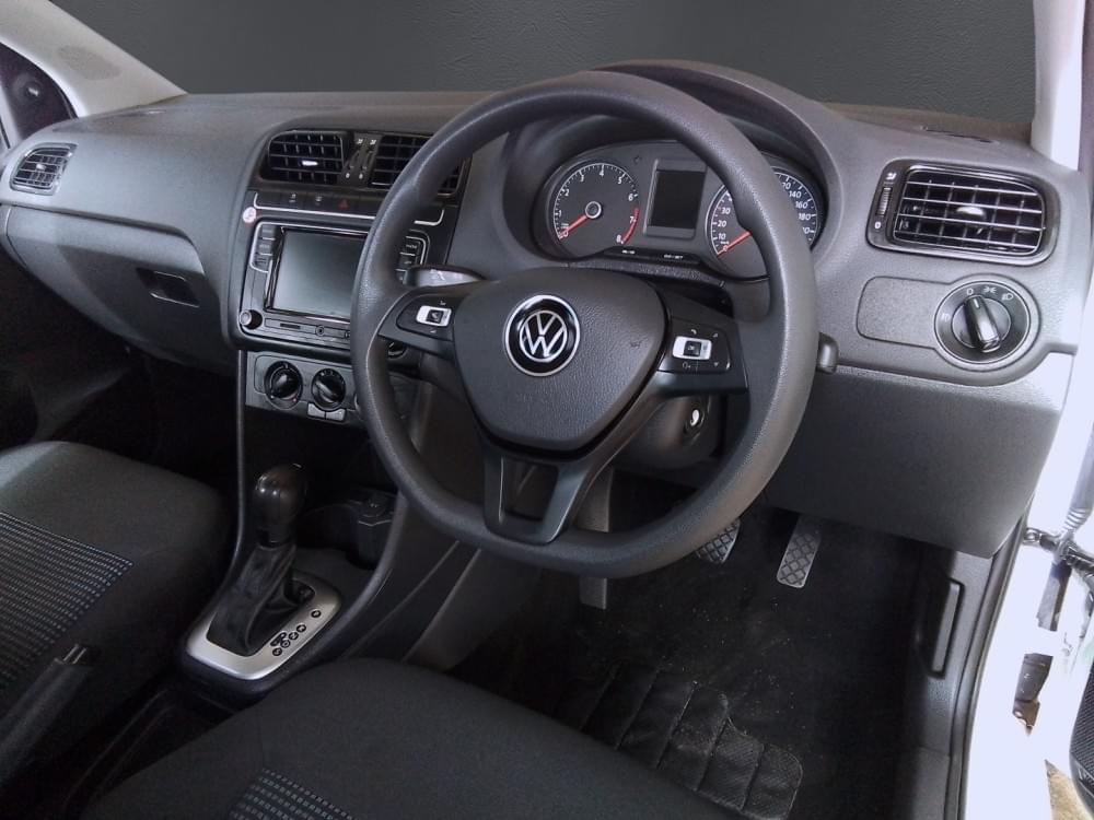 Volkswagen Polo Vivo Hatch 1.6 Comfortline Tiptronic