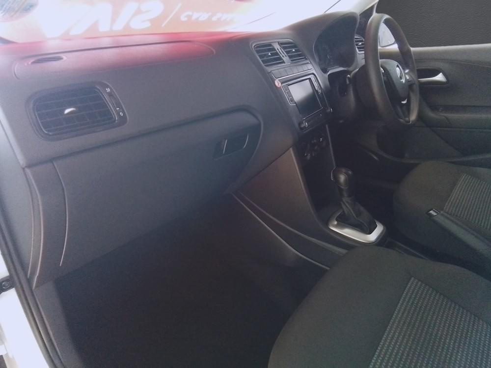 Volkswagen Polo Vivo Hatch 1.6 Comfortline Tiptronic