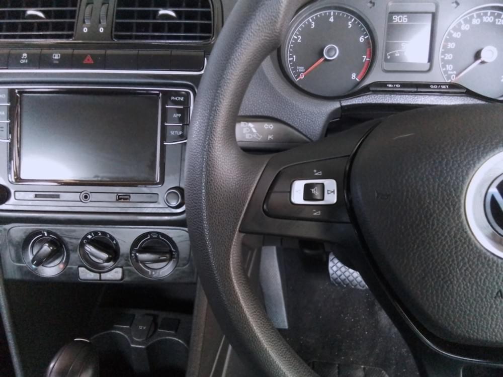 Volkswagen Polo Vivo Hatch 1.6 Comfortline Tiptronic