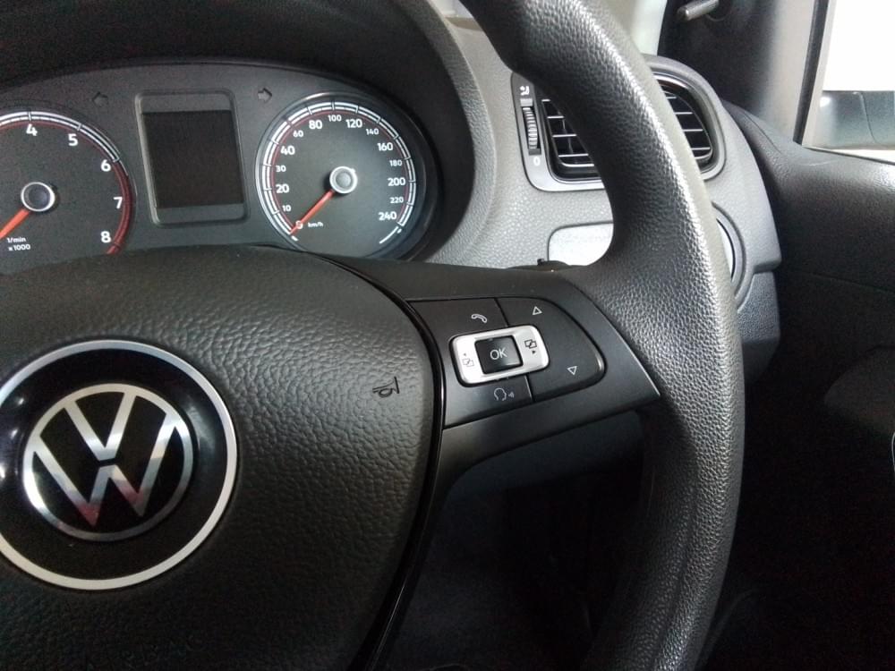 Volkswagen Polo Vivo Hatch 1.6 Life Tipt
