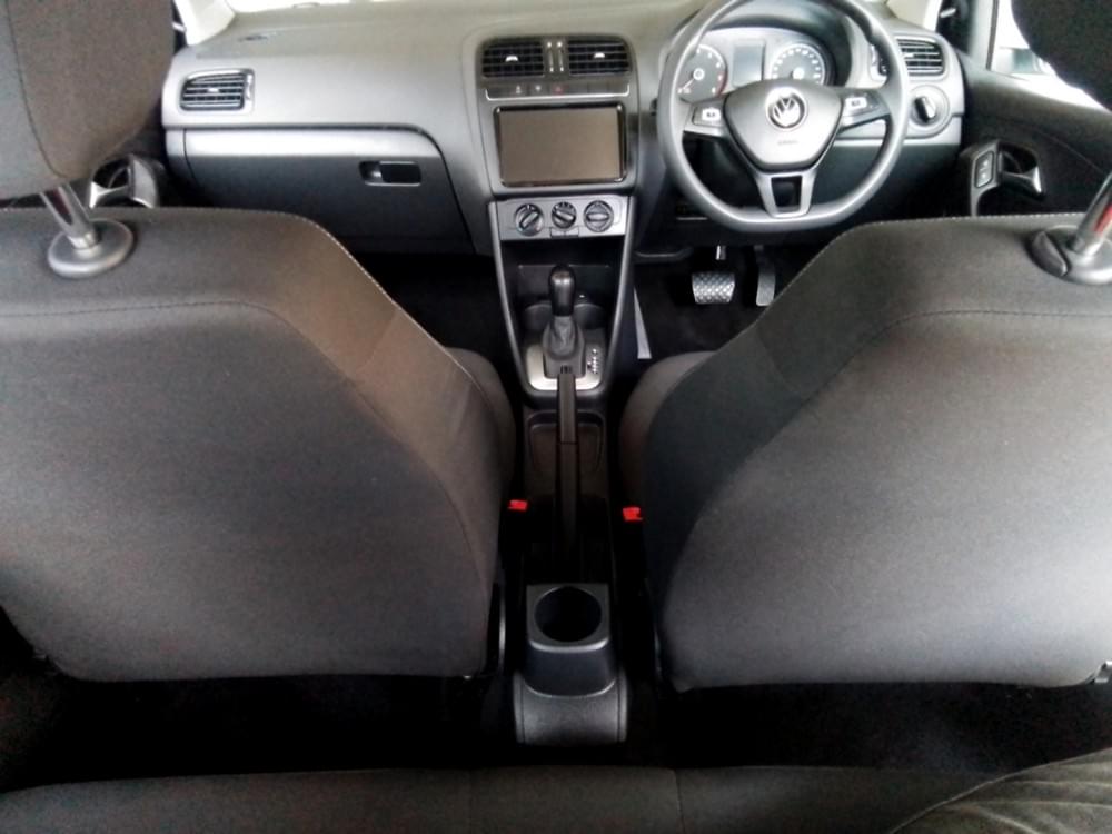 Volkswagen Polo Vivo Hatch 1.6 Life Tipt