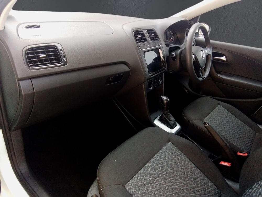 Volkswagen Polo Vivo Hatch 1.6 Life Tipt