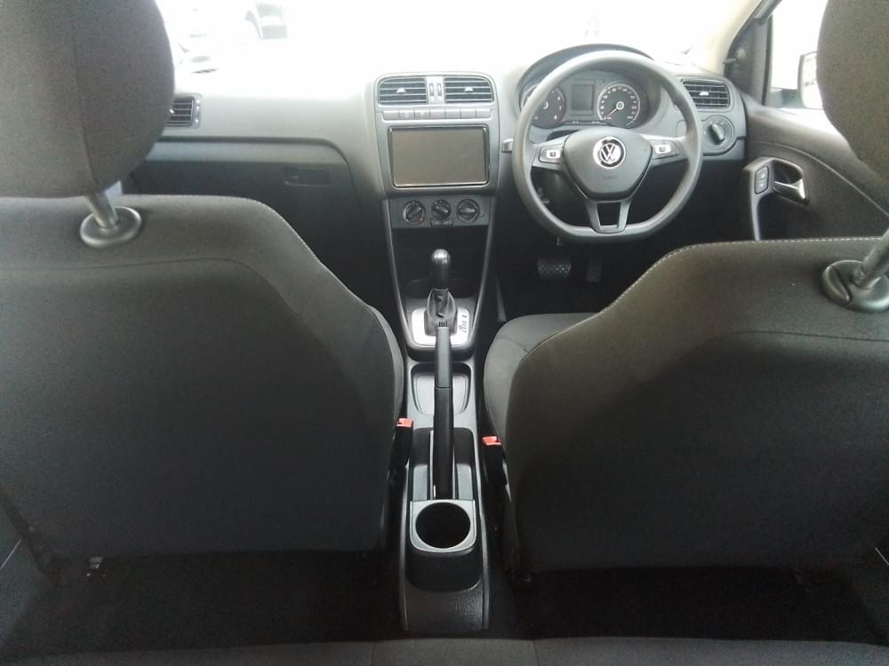 Volkswagen Polo Vivo Hatch 1.6 Life Tipt