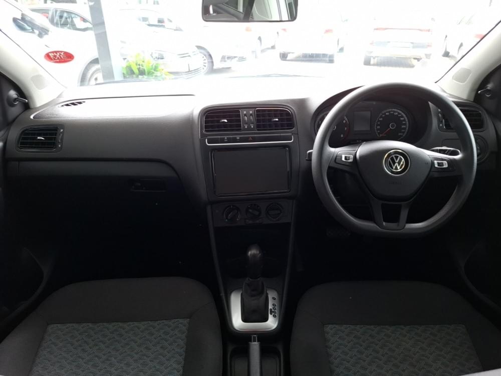 Volkswagen Polo Vivo Hatch 1.6 Life