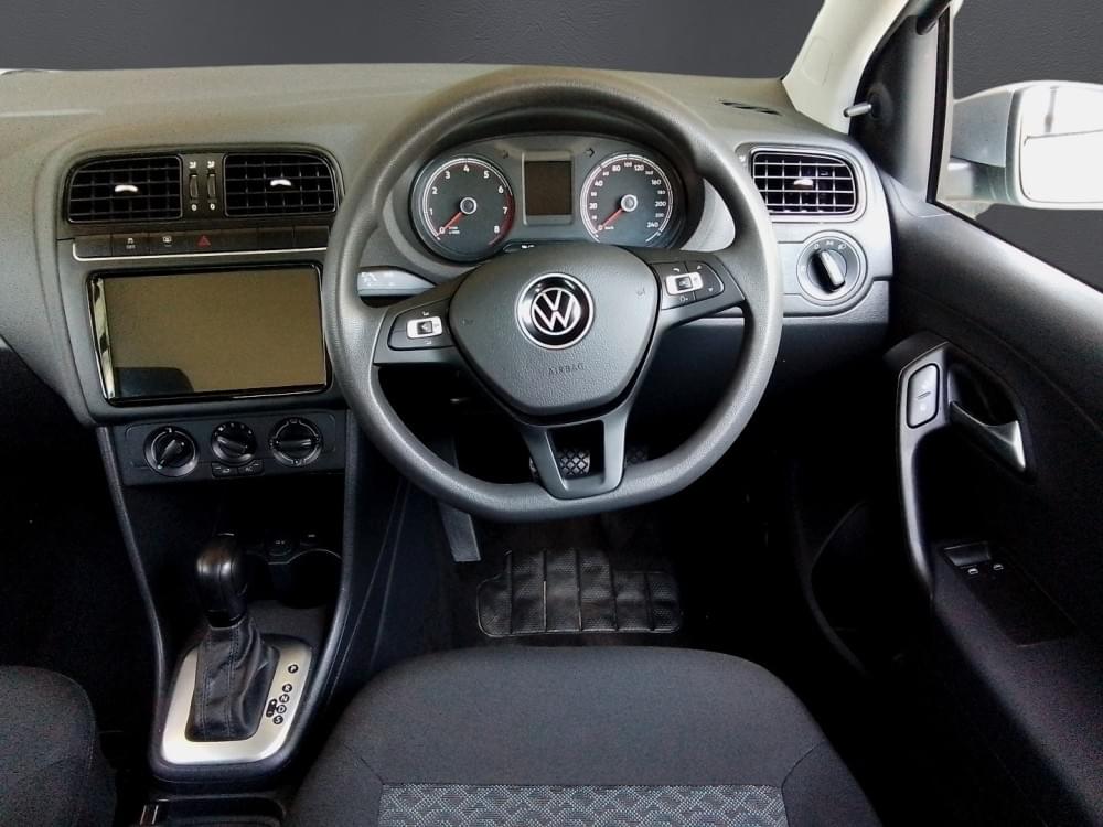 Volkswagen Polo Vivo Hatch 1.6 Life Tipt