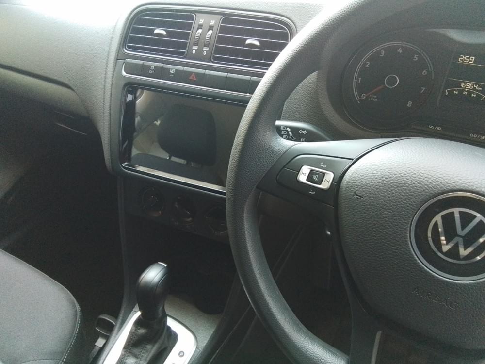 Volkswagen Polo Vivo Hatch 1.6 Life Tipt