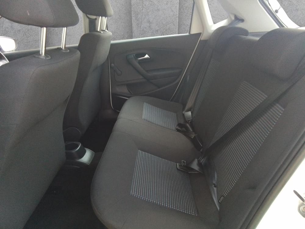 Volkswagen Polo Vivo Hatch 1.6 Comfortline Tiptronic