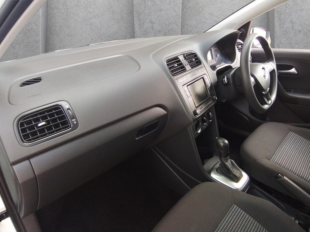 Volkswagen Polo Vivo Hatch 1.6 Comfortline Tiptronic