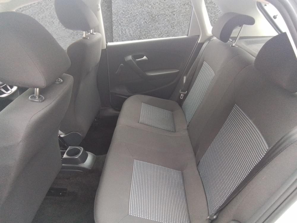 Volkswagen Polo Vivo Hatch 1.6 Comfortline Tiptronic