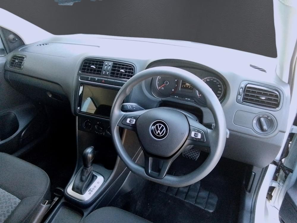 Volkswagen Polo Vivo Hatch 1.6 Life Tipt