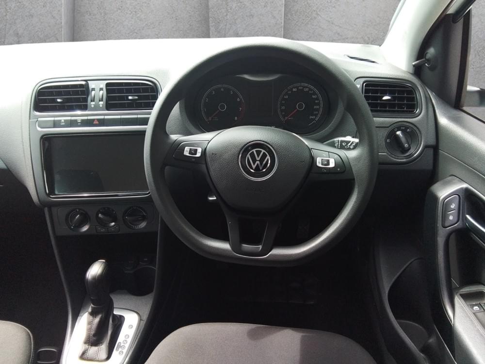Volkswagen Polo Vivo Hatch 1.6 Life