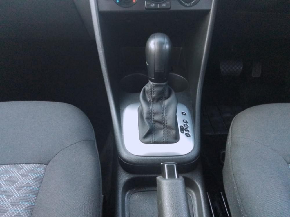 Volkswagen Polo Vivo Hatch 1.6 Life Tipt