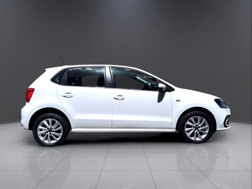 Volkswagen Polo Vivo Hatch 1.6 Life Tipt