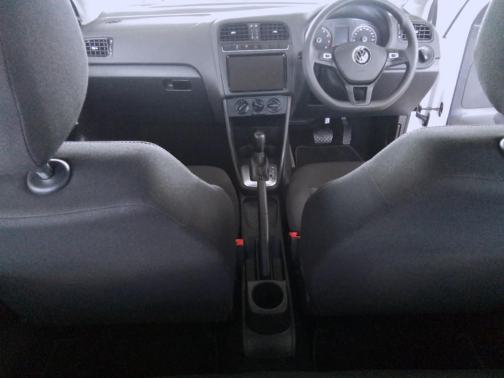 Volkswagen Polo Vivo Hatch 1.6 Life Tipt