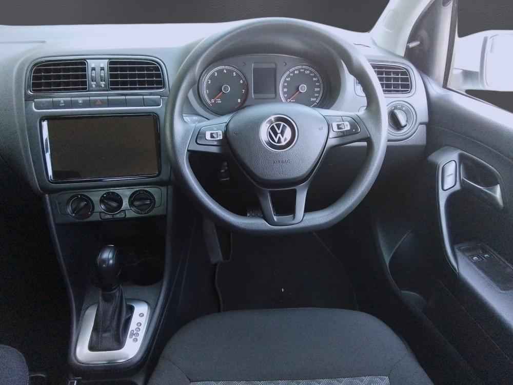 Volkswagen Polo Vivo Hatch 1.6 Life Tipt