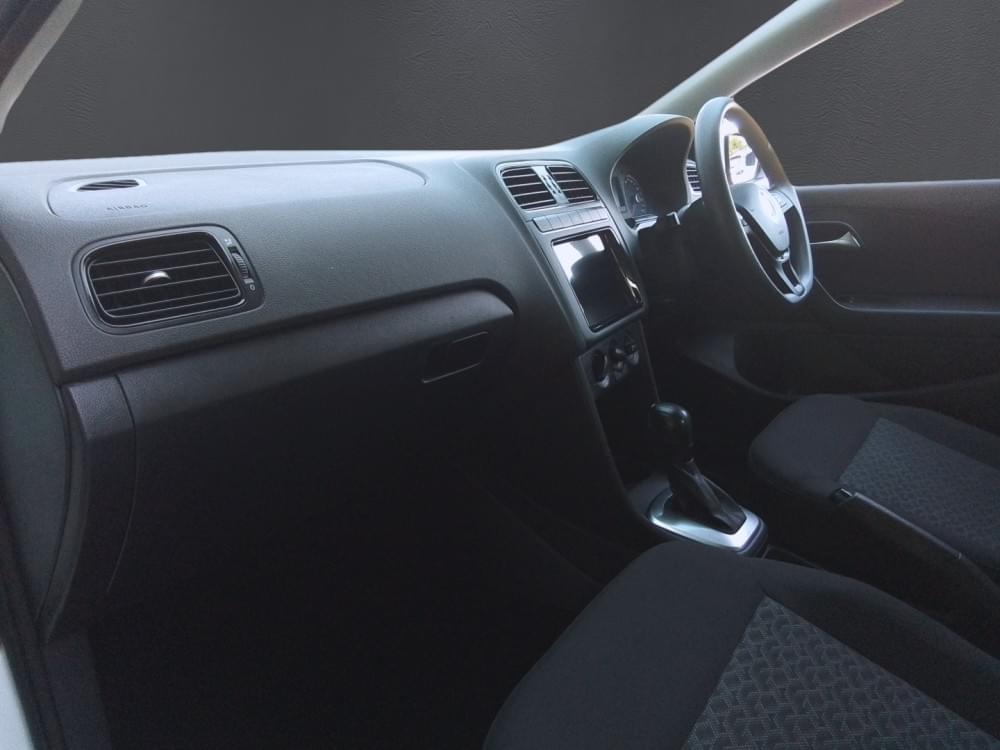 Volkswagen Polo Vivo Hatch 1.6 Life Tipt