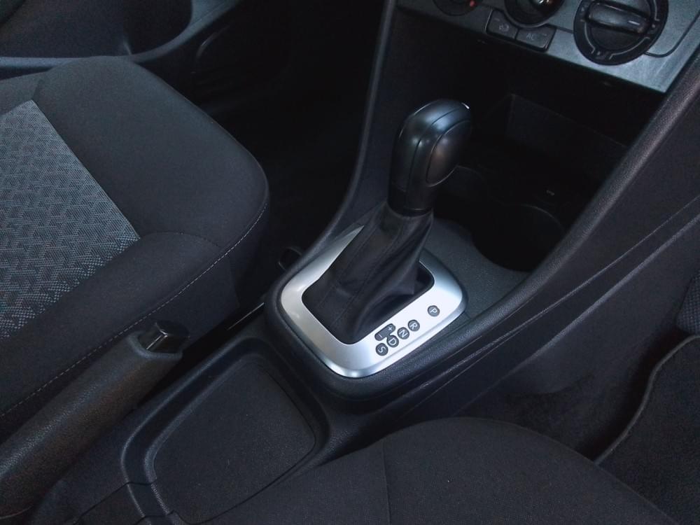 Volkswagen Polo Vivo Hatch 1.6 Life Tipt