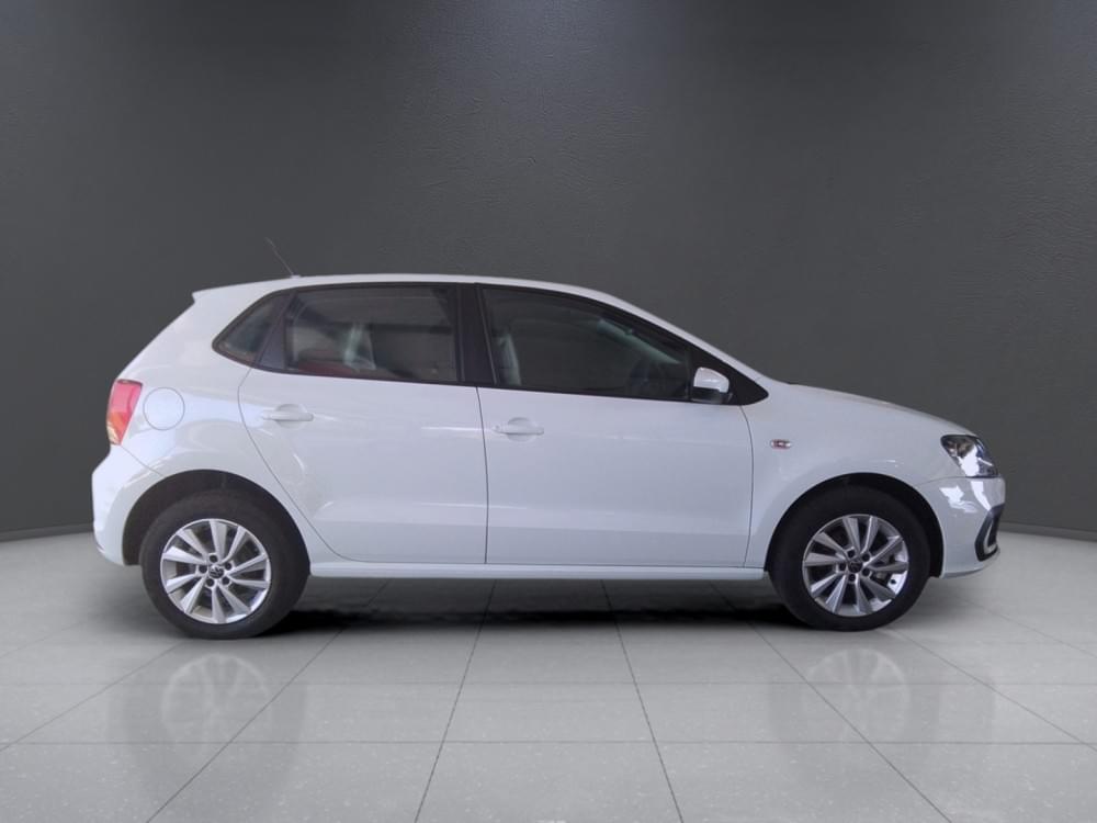 Volkswagen Polo Vivo Hatch 1.6 Life Tipt