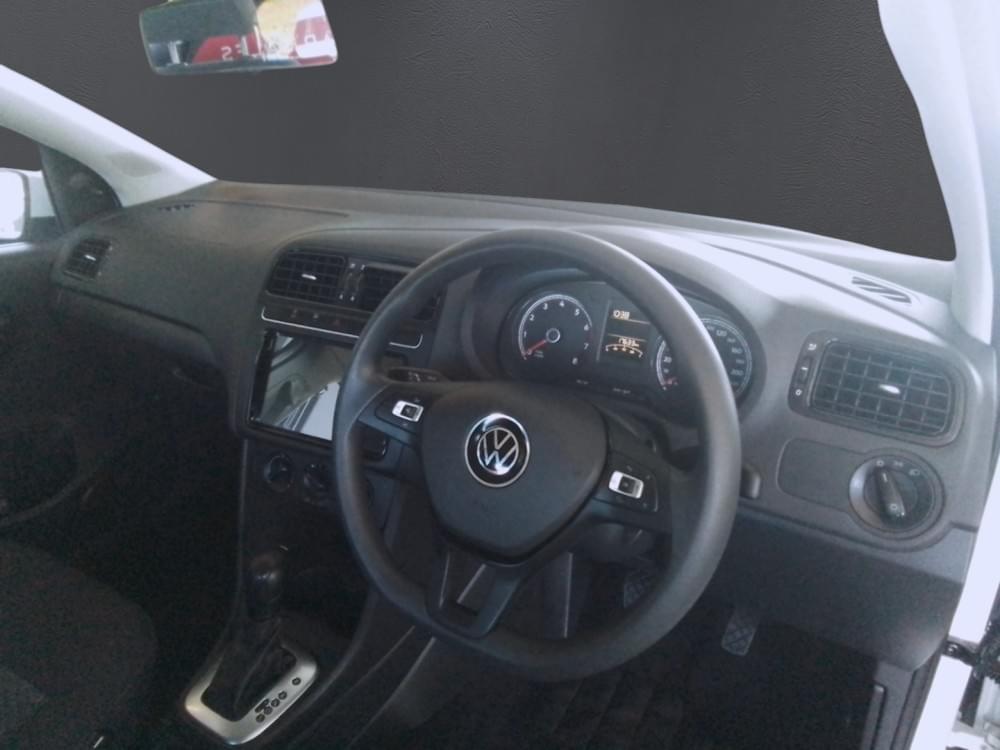 Volkswagen Polo Vivo Hatch 1.6 Life Tipt