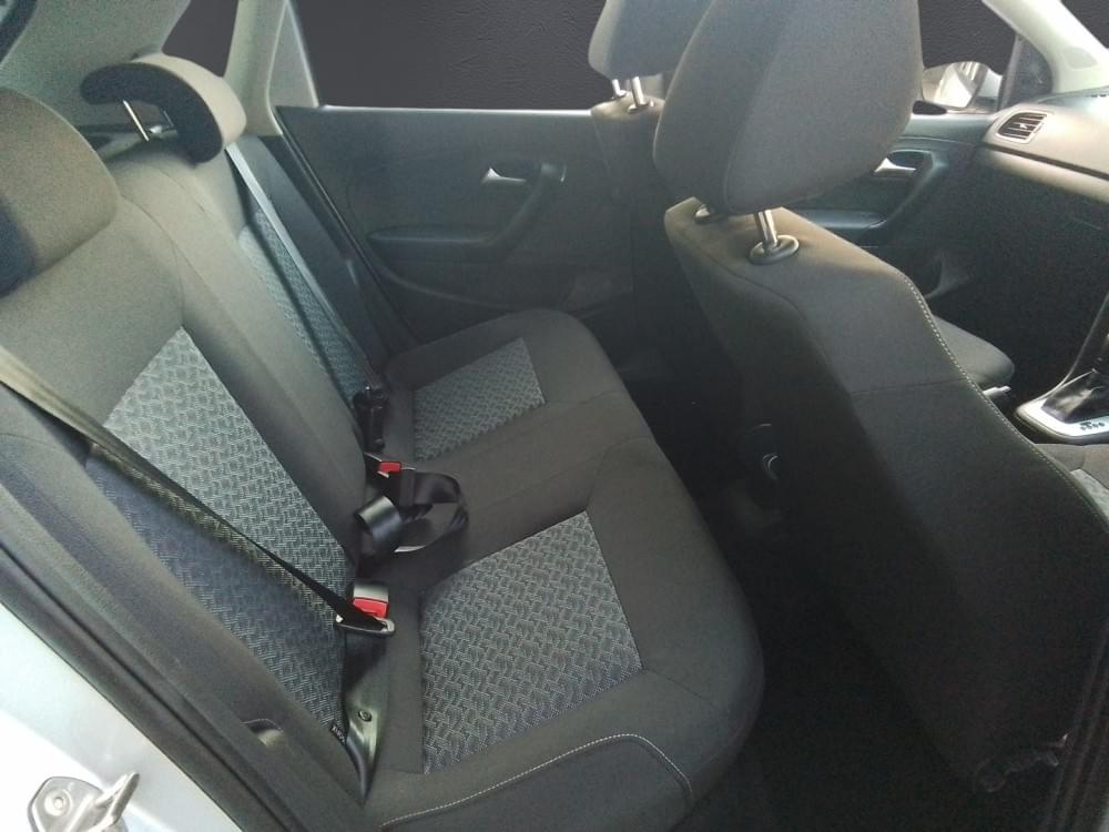 Volkswagen Polo Vivo Hatch 1.6 Life Tipt