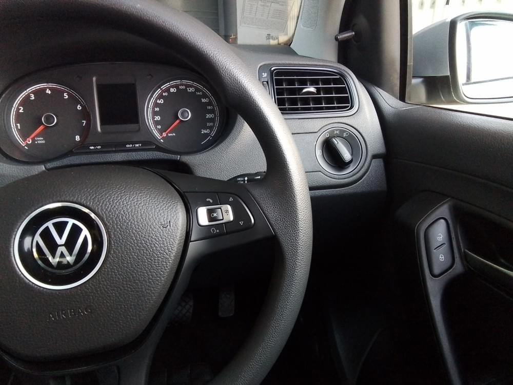 Volkswagen Polo Vivo Hatch 1.6 Life Tipt