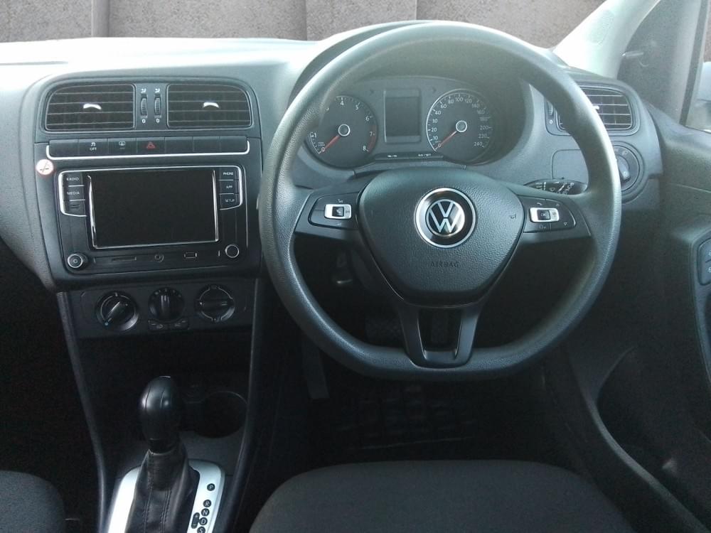 Volkswagen Polo Vivo Hatch 1.6 Comfortline Tiptronic